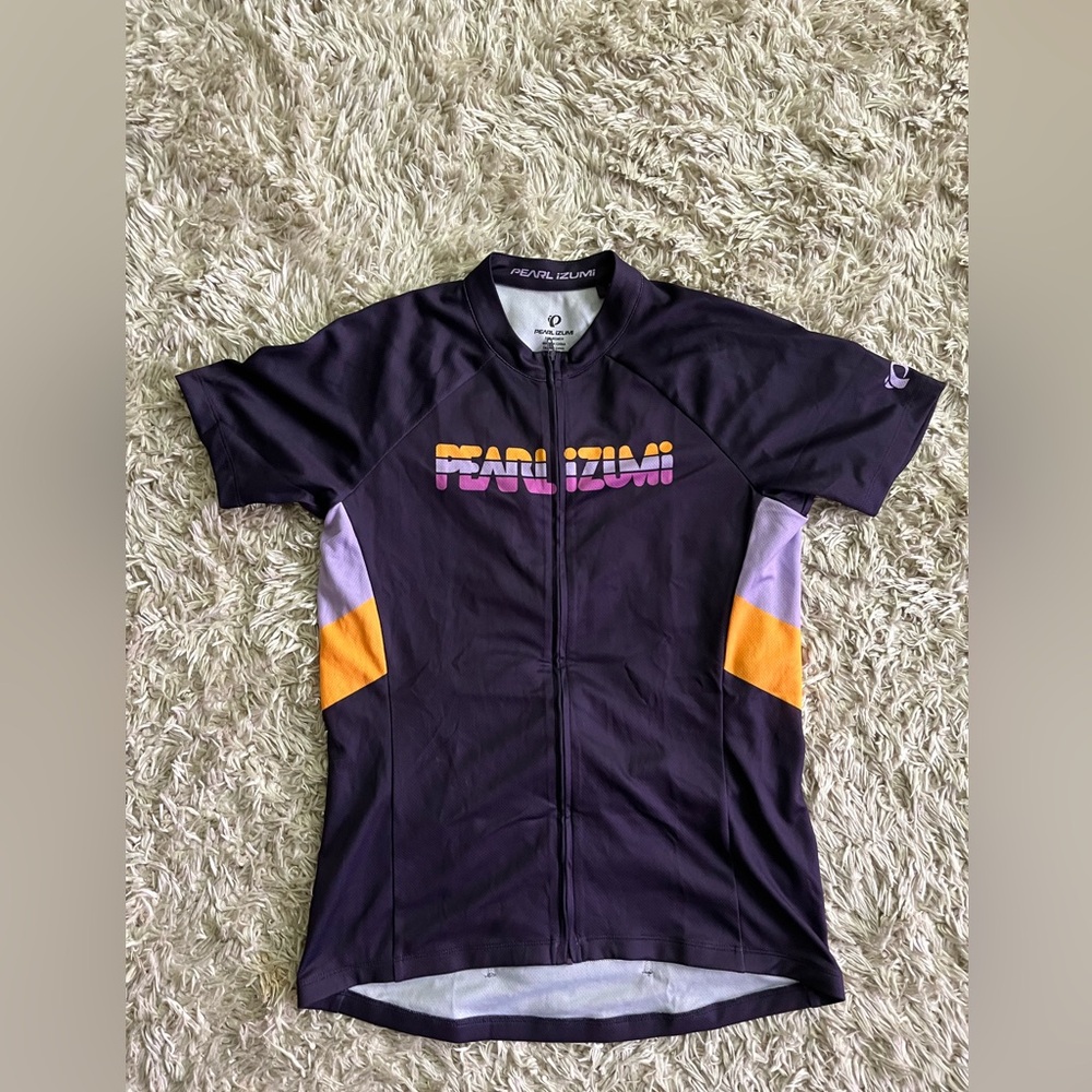 Never worn Pearl Zumi cycling jersey